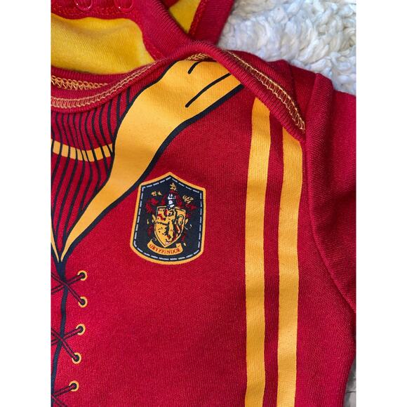 Lot of 2 sz. 6/9 mo. Wizarding world of Harry Potter tops. Grt. Cond - Picture 5 of 10